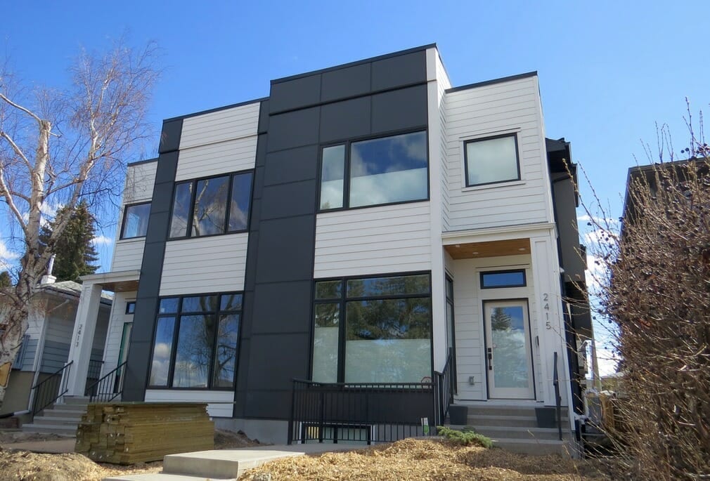 EasyTrim Quick Panel siding